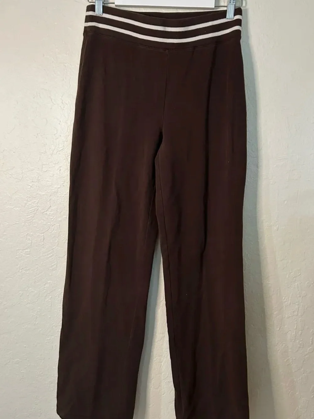 Anne Klein Sport sleek brown